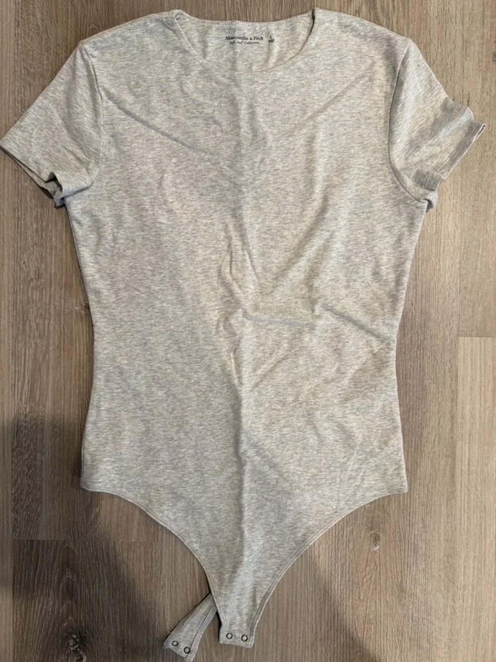 Abercrombie & Fitch Heather Gray Crew Neck Tee - Picture 1 of 2